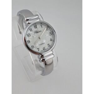 Blekon Collections Watch Women Mother of Pearl Dial 31mm Case- New Battery